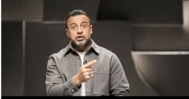 كيف تقوى علاقتك بسيدنا النبى.. مصطفى حسنى يجيب فى برنامج “بصير”   حصري على لحظات